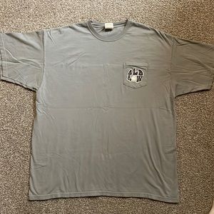 Comfort Colors Old Row The Boys are Back In Town Pocket Tee Gray Men’s 2XL